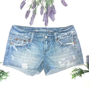 American Eagle Distressed Denim Jean Shorts Size 2